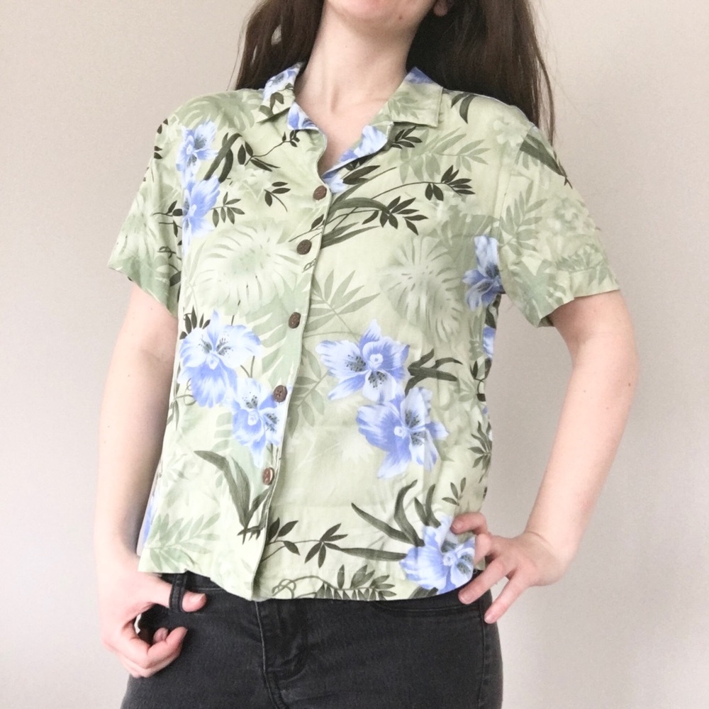 Caribbean Joe Green Hawaiian Floral Button Down M